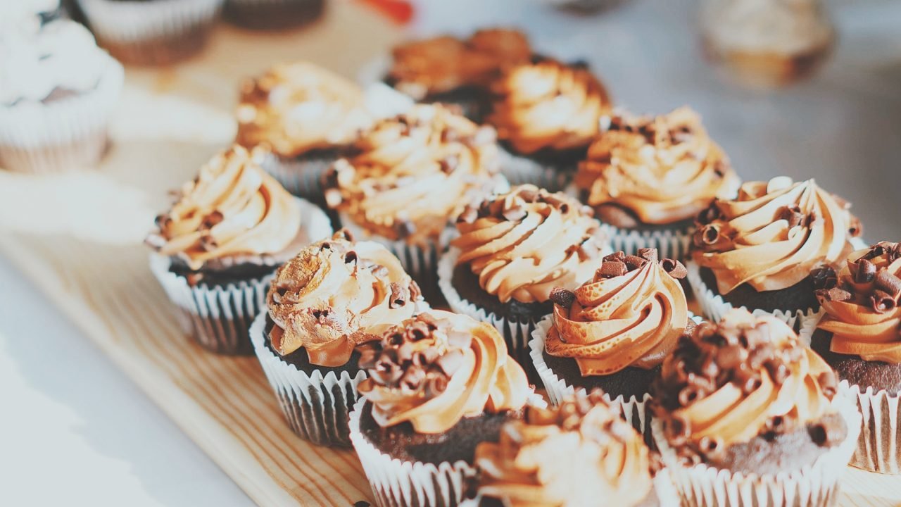 cupcakes.jpg cupcakes.jpg